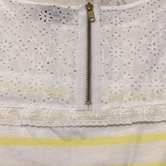 💫4/30 H&M Eyelet Collar Zippered Back Striped Top - Picture 6 of 9
